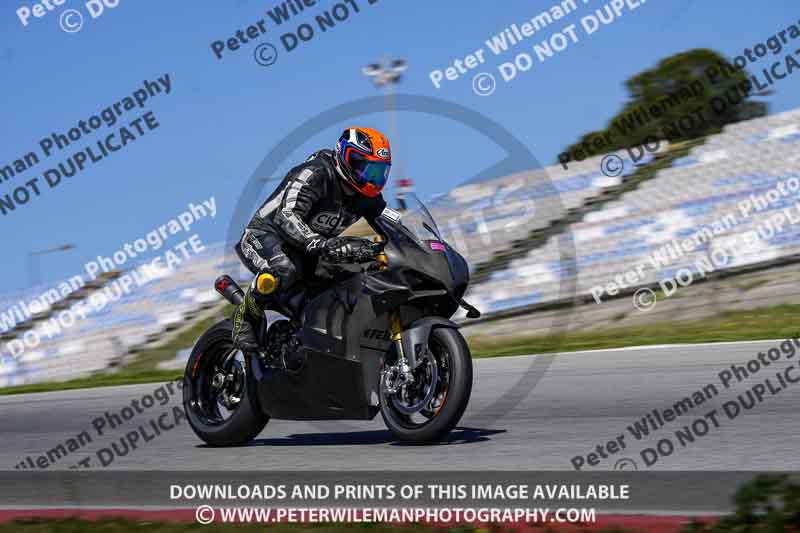 motorbikes;no limits;peter wileman photography;portimao;portugal;trackday digital images